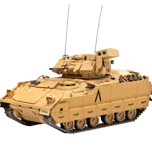 R03185 - M2A2 Брадли