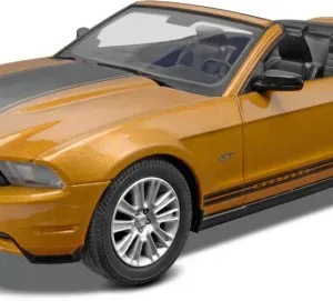 Форд Мустанг 2010 Convertible - сглобяем модел
