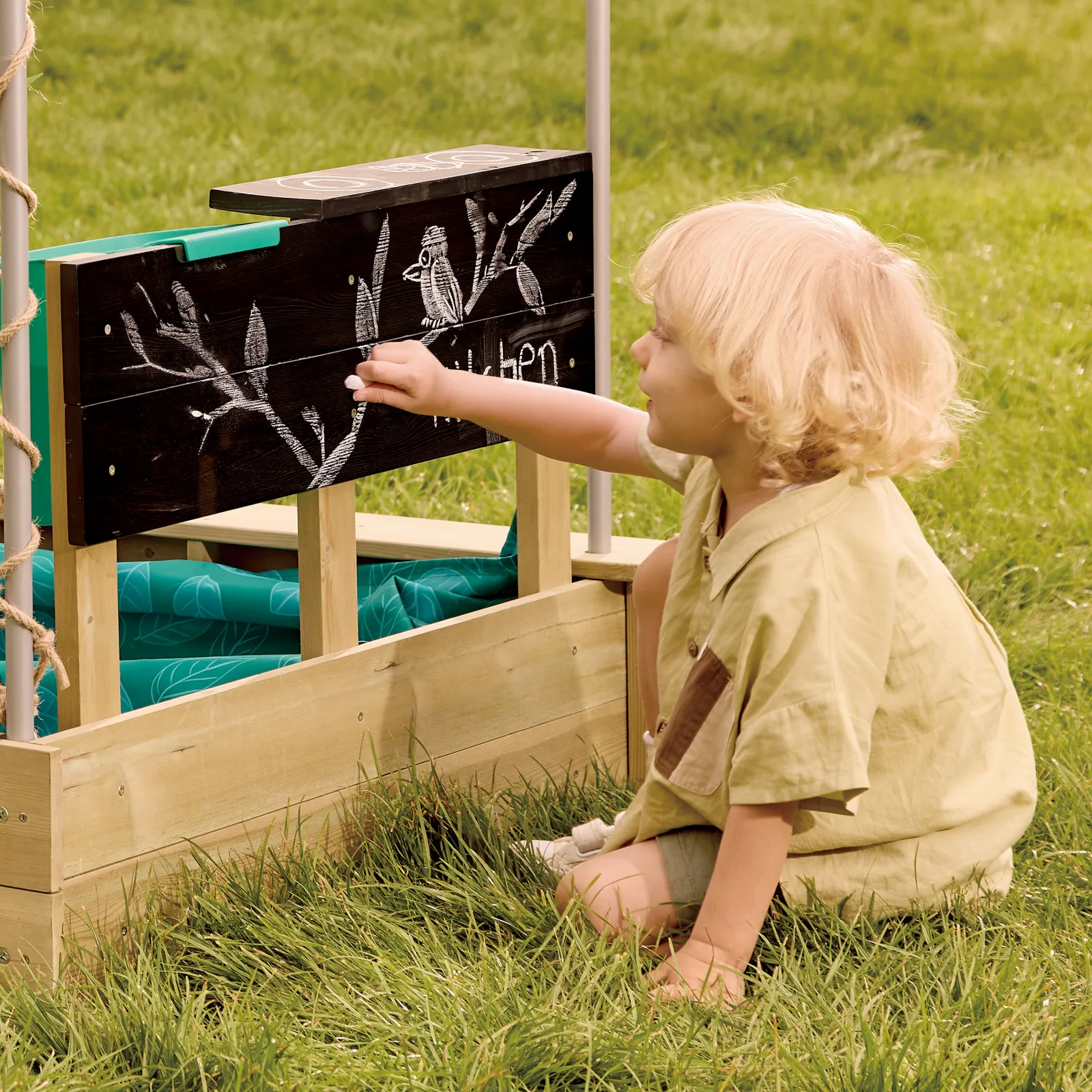 Комплект дървена къщичка пясъчник, Hape, 10 части, 120 x 125 x 92 см - Image 5