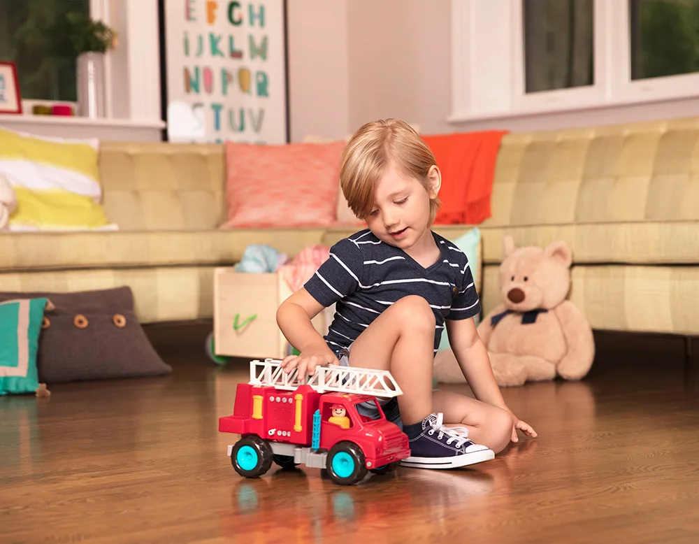 Детска играчка, Battat, Пожарна кола, 35.5 x 17.8 x 20.3 см - Image 7