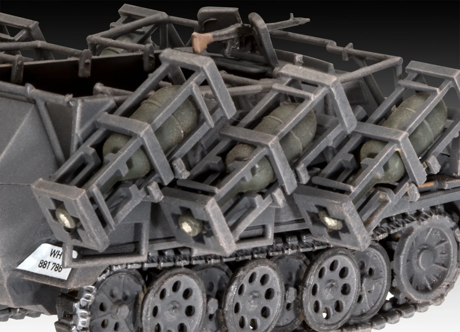 Сглобяем модел, Revell, Немски бронетранспортьор Sd.Kfz. 251/1 Ausf.C + Wurfr.40, 171 части - Image 4