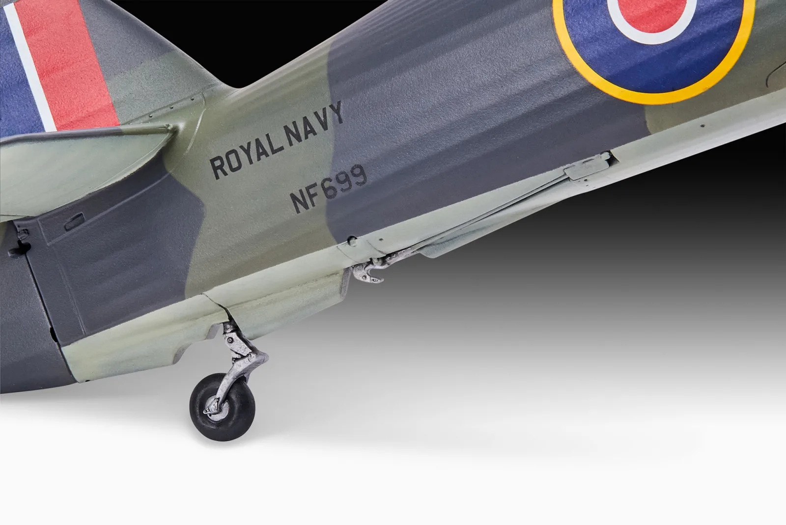 Сглобяем модел, Revell, Изтребител Hawker Sea Hurricane Mk.IIC, 162 части - Image 7