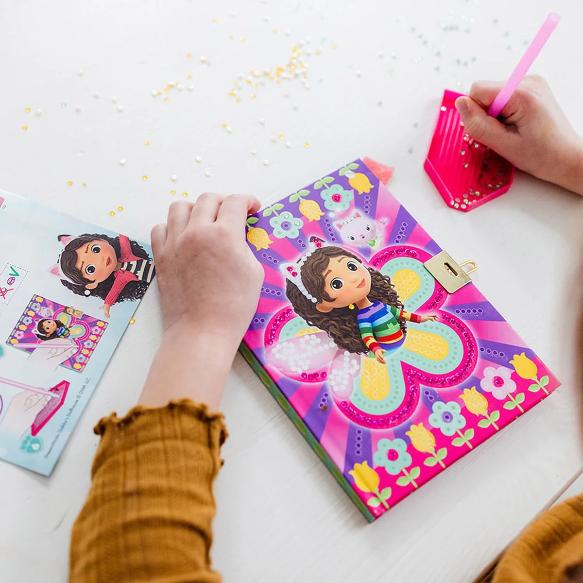 Творчески комплект, Totum, Gabby′s Dollhouse, Декорирай сам таен дневник с диаманти - Image 8