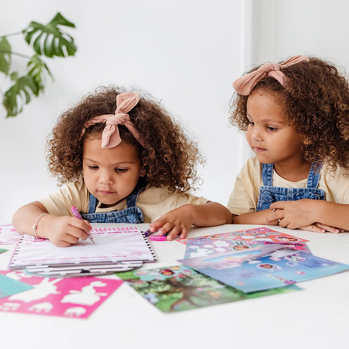 Творчески комплект, Totum, Gabby′s Dollhouse, Книжка за рисуване - Image 4