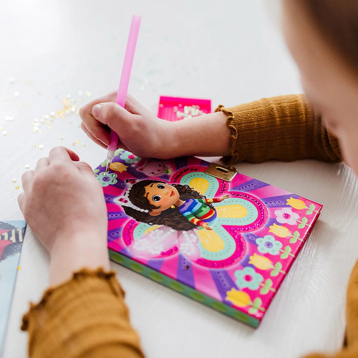 Творчески комплект, Totum, Gabby′s Dollhouse, Декорирай сам таен дневник с диаманти - Image 2