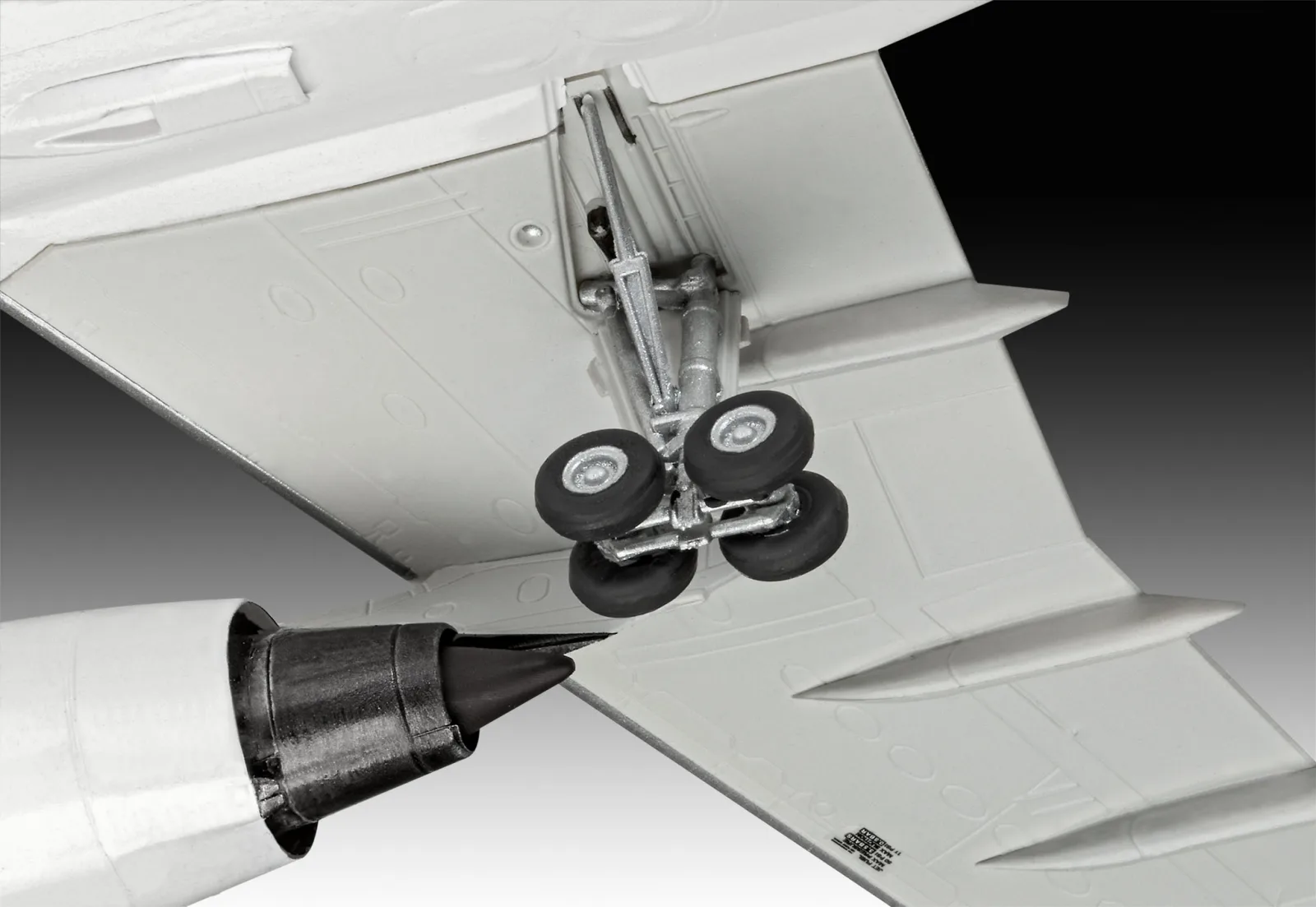 Сглобяем модел, Revell, Airbus A300-600ST Beluga, 78 части - Image 7