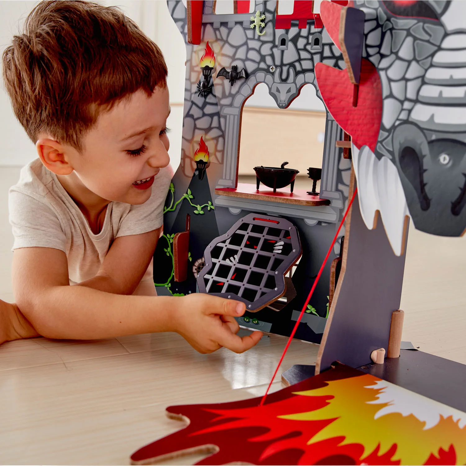 Комплект дървена игра, Замък на викингите с фигури, Hape, 87 х 25 х 53 см, 17 части - Image 4