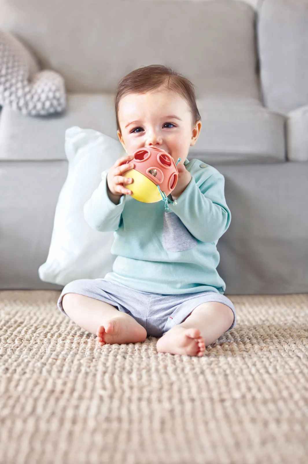 Бебешка дрънкалка, Hape, Калинка, 9 х 9 х 9 см - Image 3