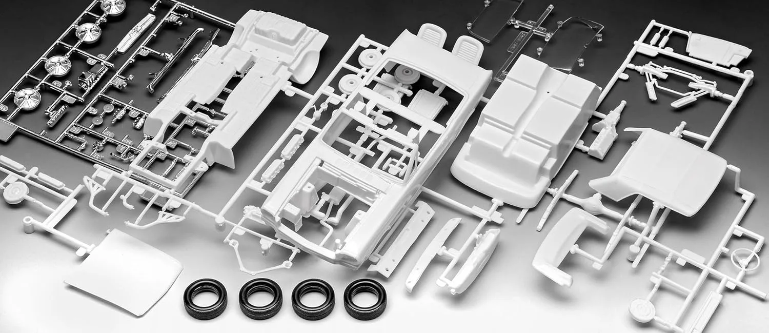 Сглобяем модел, Revell, Подаръчен комплект Ford Mustang 60th, Комплект - Image 3