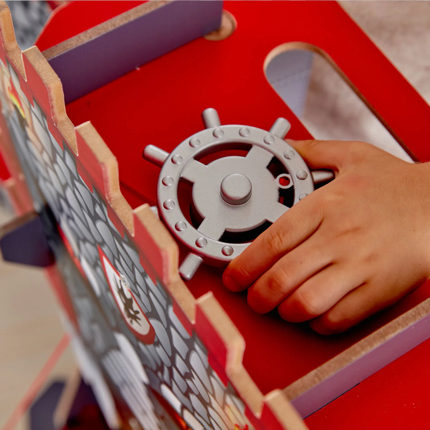 Комплект дървена игра, Замък на викингите с фигури, Hape, 87 х 25 х 53 см, 17 части - Image 5