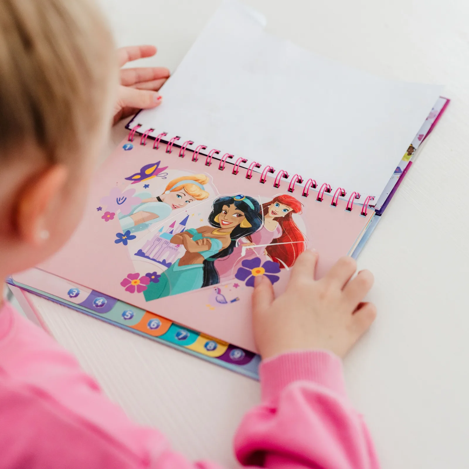 Творчески комплект, Totum, Disney Princess, Книжка за оцветяване и стикери 2 в 1 - Image 3