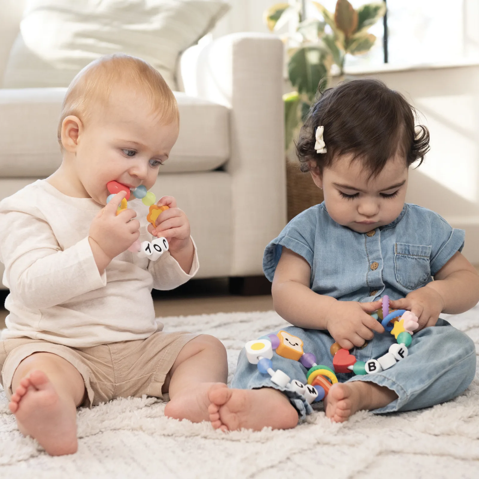 Силиконова бебешка гризалка, Infantino, Обичам те - Image 3