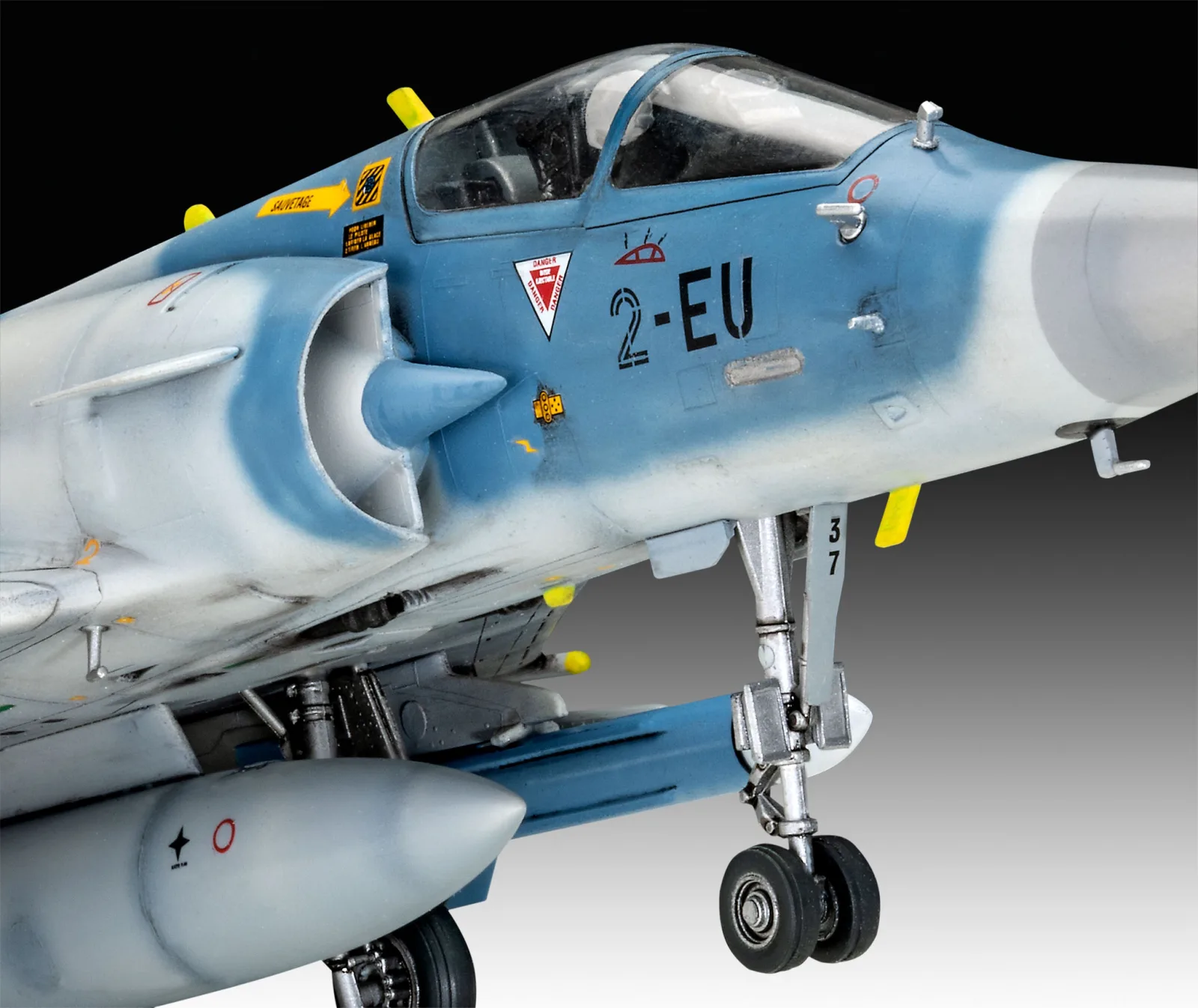 Сглобяем модел, Revell, Dassault Mirage 2000C, 62 части - Image 4
