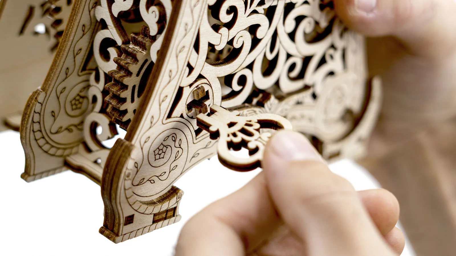 Сглобяем модел от дърво, Revell, Малки приключения, Магически часовник, 149 части - Image 5