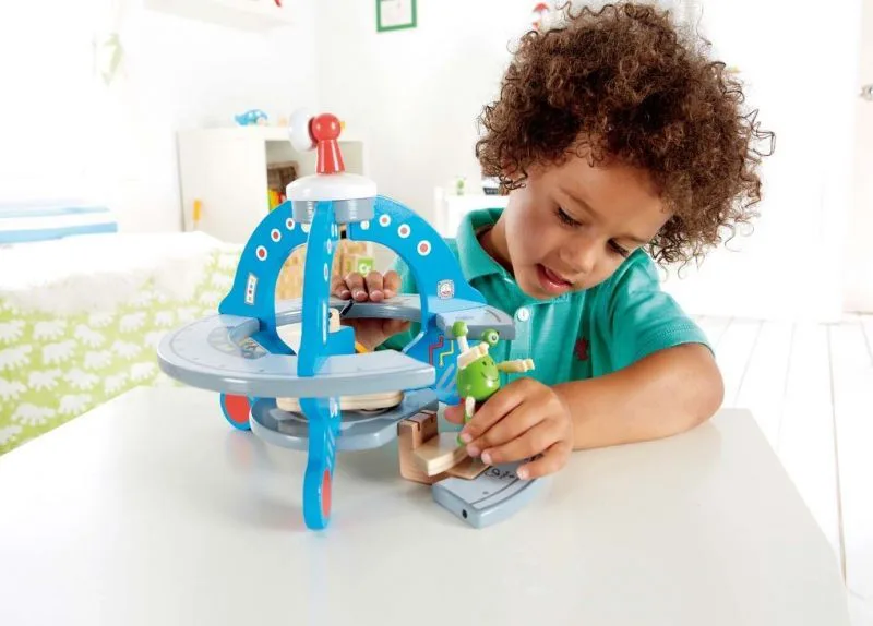 Дървен комплект, Hape, НЛО, 3 части - Image 3