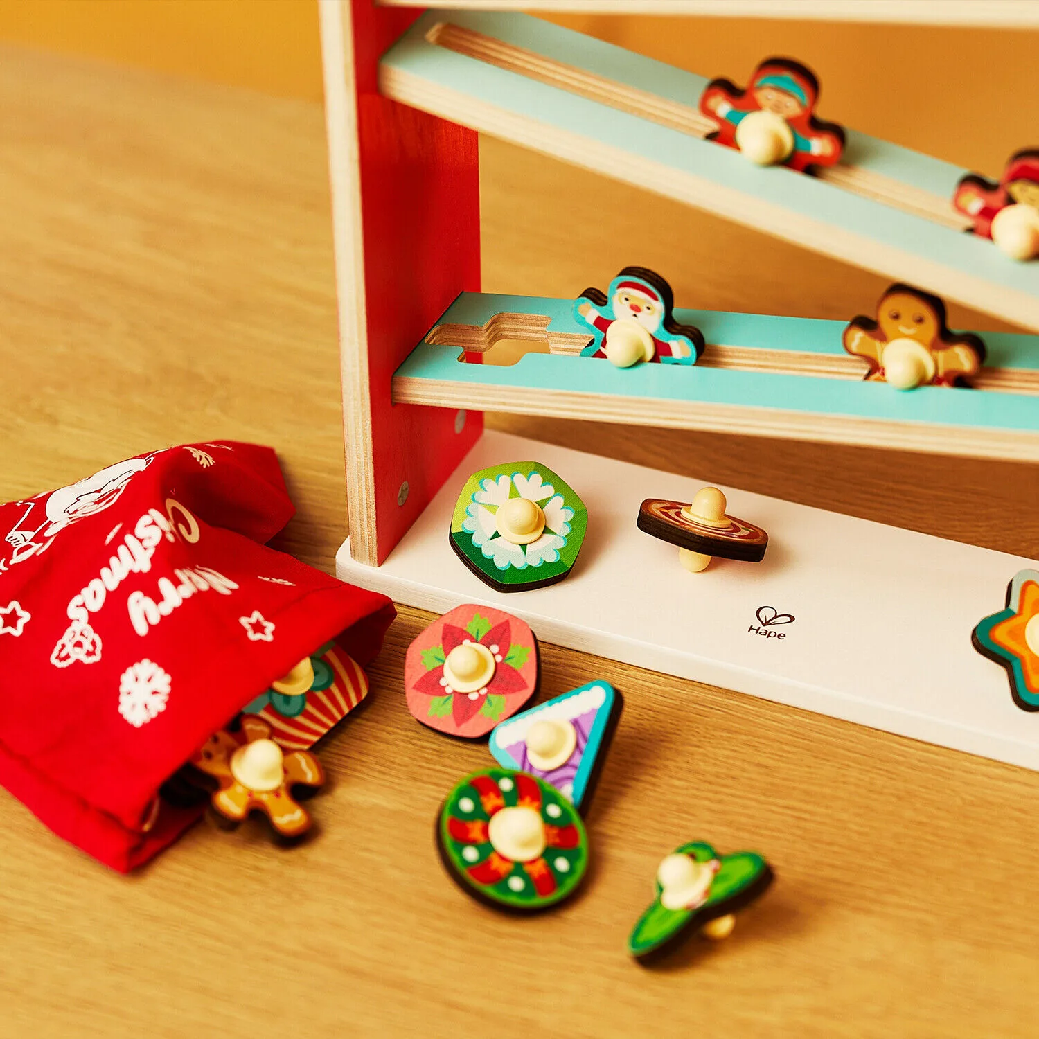 Детски дървен коледен календар, Hape, 24 фигури - Image 5