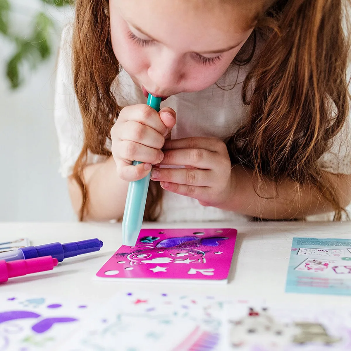 Творчески комплект, Totum, Gabby′s Dollhouse, Направи сам гривни и рисувай 2 в 1 - Image 7