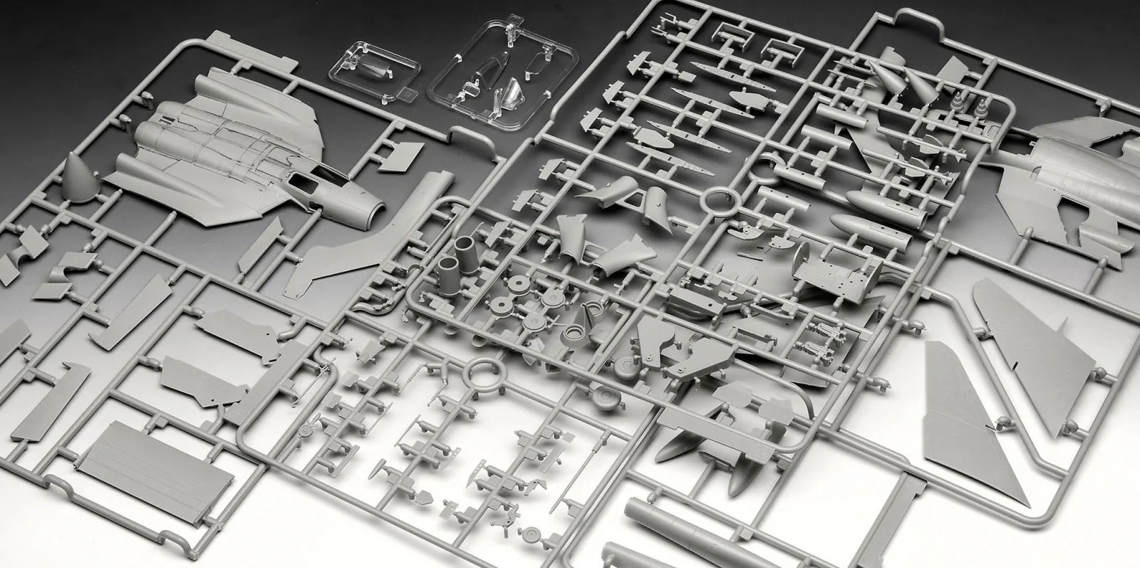 Сглобяем модел, Revell, Британски изтребител Sea Vixen FAW 2, 131 части - Image 7