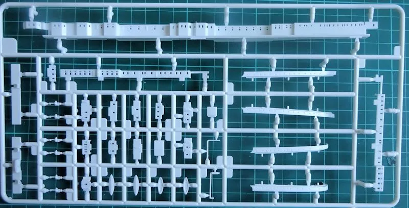 Комплект сглобяем модел RMS Titanic с 3D пъзел диорама - Image 7